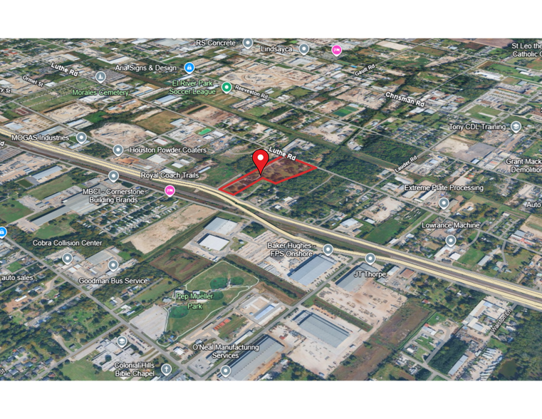 13912 E Hardy Rd, Houston, TX à vendre - Photo du bâtiment - Image 3 de 5