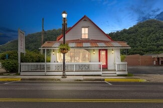 Plus de détails pour 134 E Main St, Morehead, KY - Commerce de détail à vendre