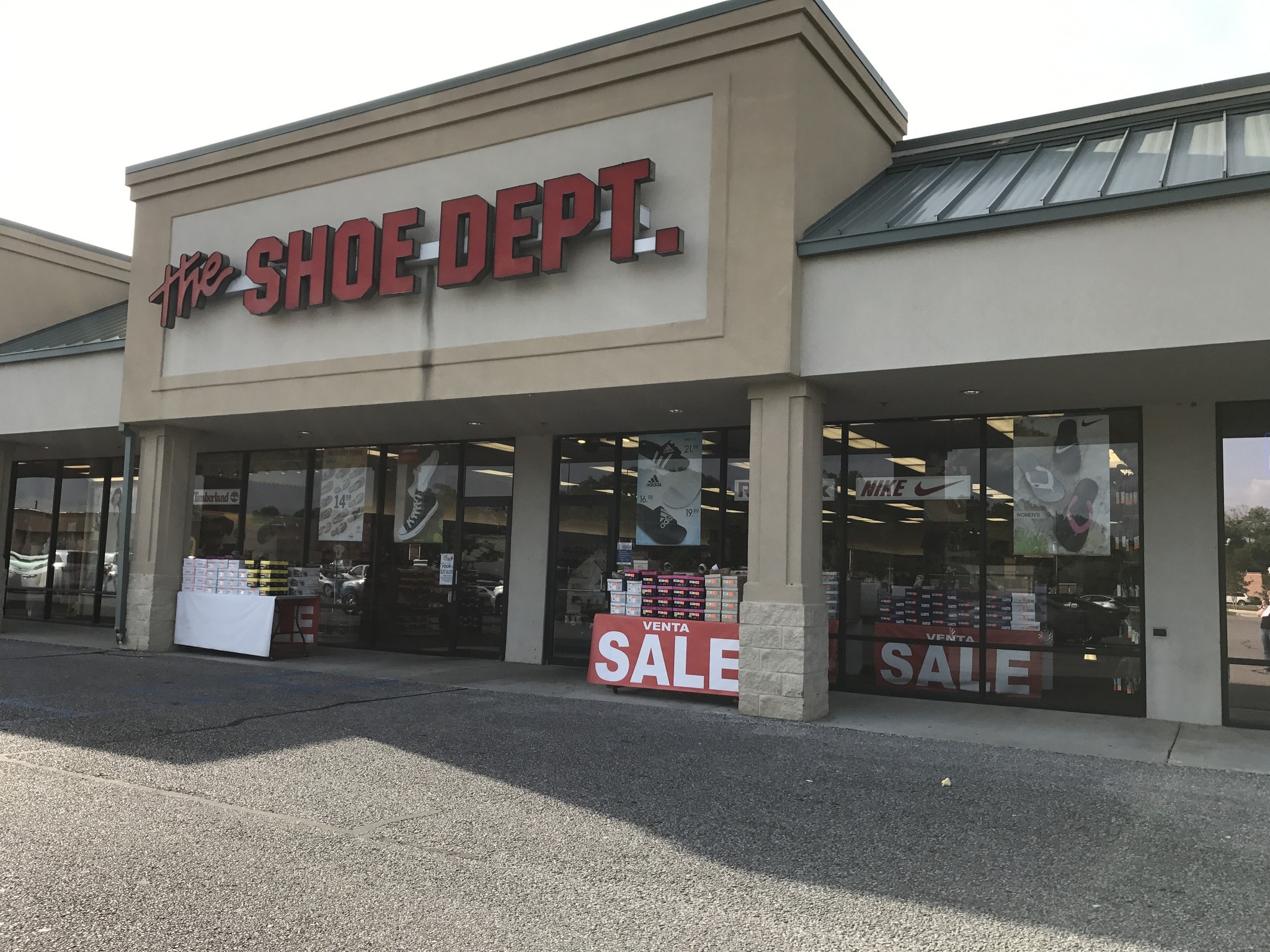 5647 Main St, Zachary, LA à louer Photo principale- Image 1 de 7