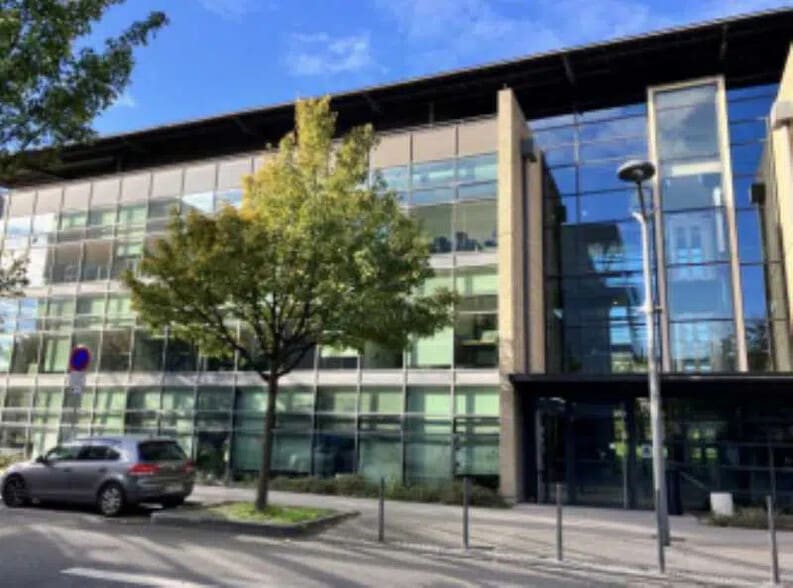 12 Rue Jonas Salk, Lyon for lease - Building Photo - Image 1 of 6