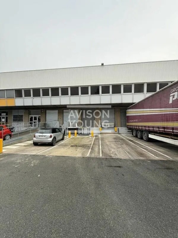 Flex in Rosny-sous-Bois for lease Building Photo- Image 1 of 6