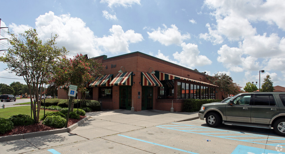 4001 General De Gaulle Dr, Algiers, LA for lease - Building Photo - Image 3 of 4