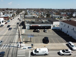365 S Bayview Ave, Freeport, NY - AÉRIEN  Vue de la carte - Image1