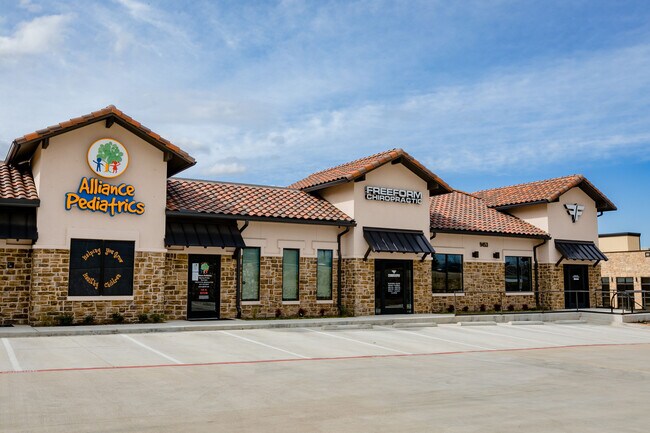 Plus de détails pour 9445 N Beach St, Keller, TX - Bureau à vendre