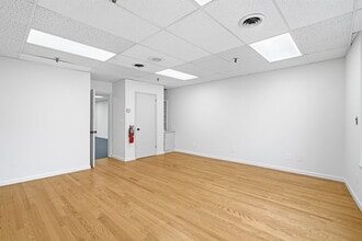30-32 N Main St, Port Chester, NY for lease Interior Photo- Image 2 of 11