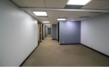 1500 Valley River Dr, Eugene, OR for lease Interior Photo- Image 1 of 5