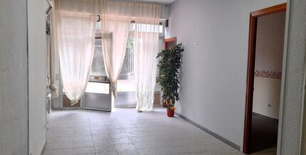 Retail in Madrid, Madrid for lease Interior Photo- Image 1 of 2