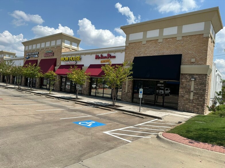 8905-8907 S Highway 377, Benbrook, TX for lease - Building Photo - Image 3 of 4