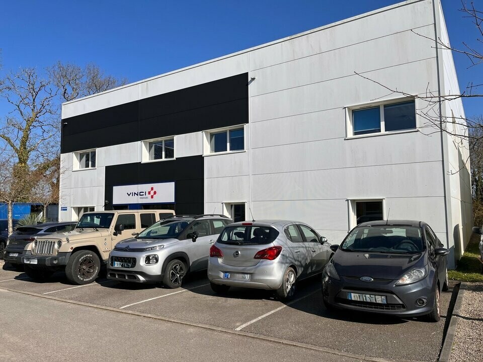 Office in Auray for sale Building Photo- Image 1 of 3