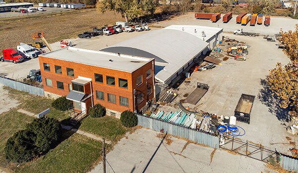 4910 Gardner Ave, Kansas City, MO à louer - Photo principale - Image 1 de 1