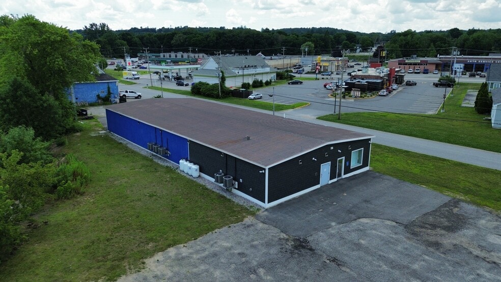 61-65 N River Rd, Auburn, ME for lease - Building Photo - Image 2 of 5