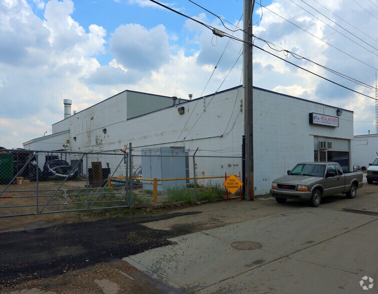 12136 121A St NW, Edmonton, AB for sale - Building Photo - Image 2 of 3