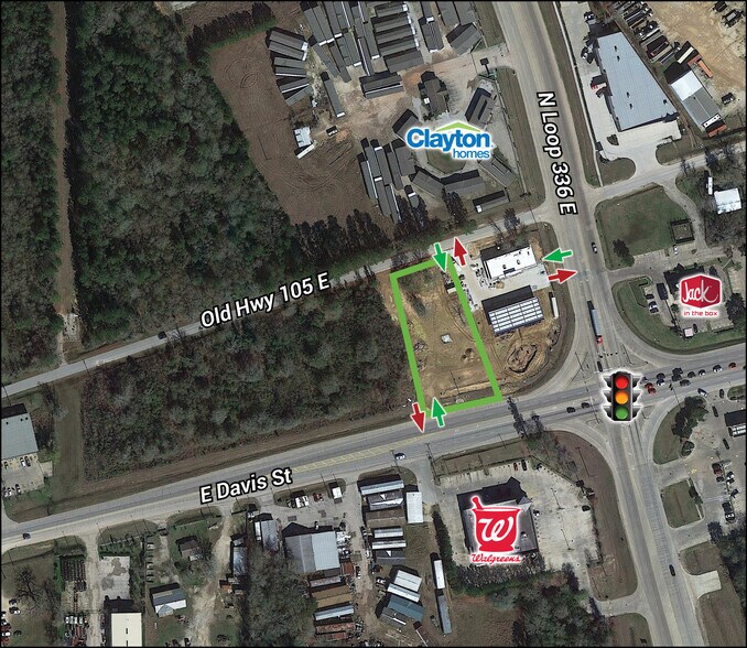 Hwy 105 E & N Loop 336 E, Conroe, TX à vendre - Photo du bâtiment - Image 2 de 5