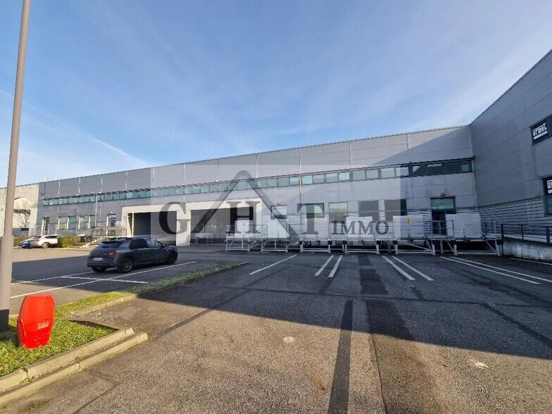 Industrial in Ivry-sur-Seine for lease - Building Photo - Image 1 of 9