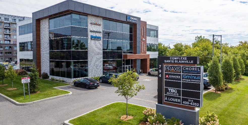 794 Boul Du Cure-Labelle, Blainville, QC for lease - Building Photo - Image 2 of 5