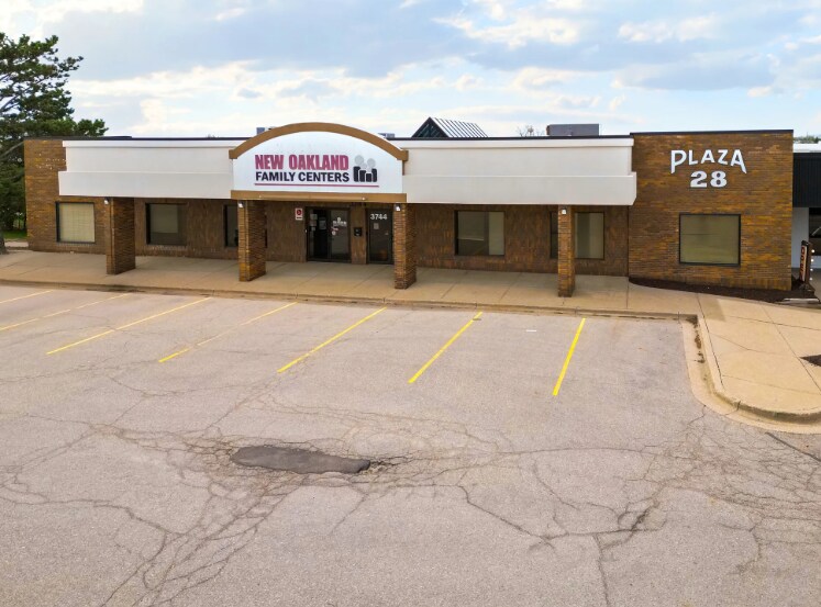 3744 28th St SE, Grand Rapids, MI for sale Primary Photo- Image 1 of 7