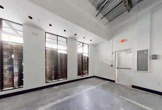 1479 Town Center Dr, Lakeland, FL for lease Interior Photo- Image 2 of 6