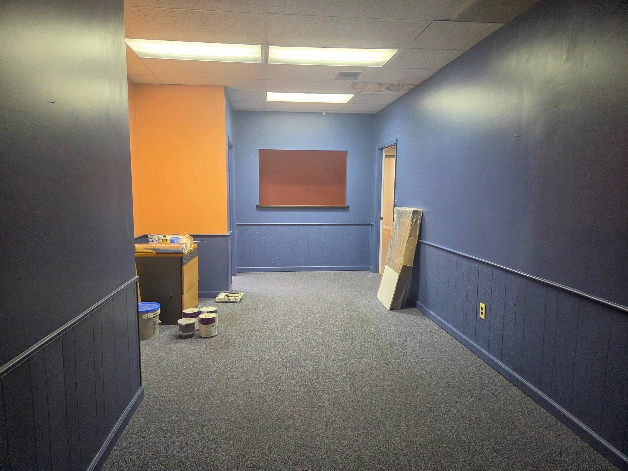 426 Lexington Rd, Versailles, KY for lease Interior Photo- Image 1 of 8