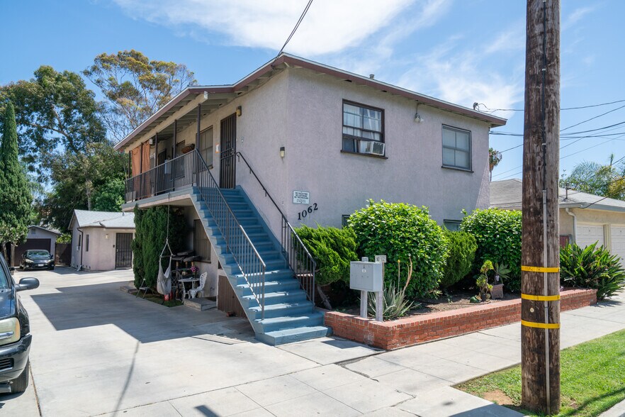 1062 Termino Ave, Long Beach, CA à vendre - Photo du bâtiment - Image 3 de 8