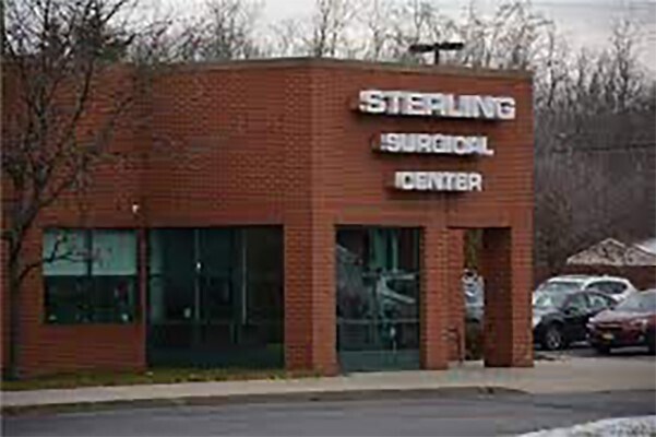 301-303 Sterling Dr, Orchard Park, NY for lease - Primary Photo - Image 1 of 38