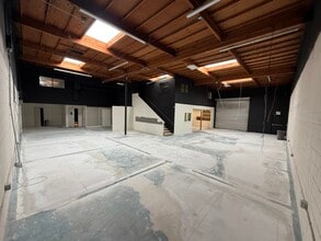 683-685 Vernon Way, El Cajon, CA for lease Interior Photo- Image 2 of 7