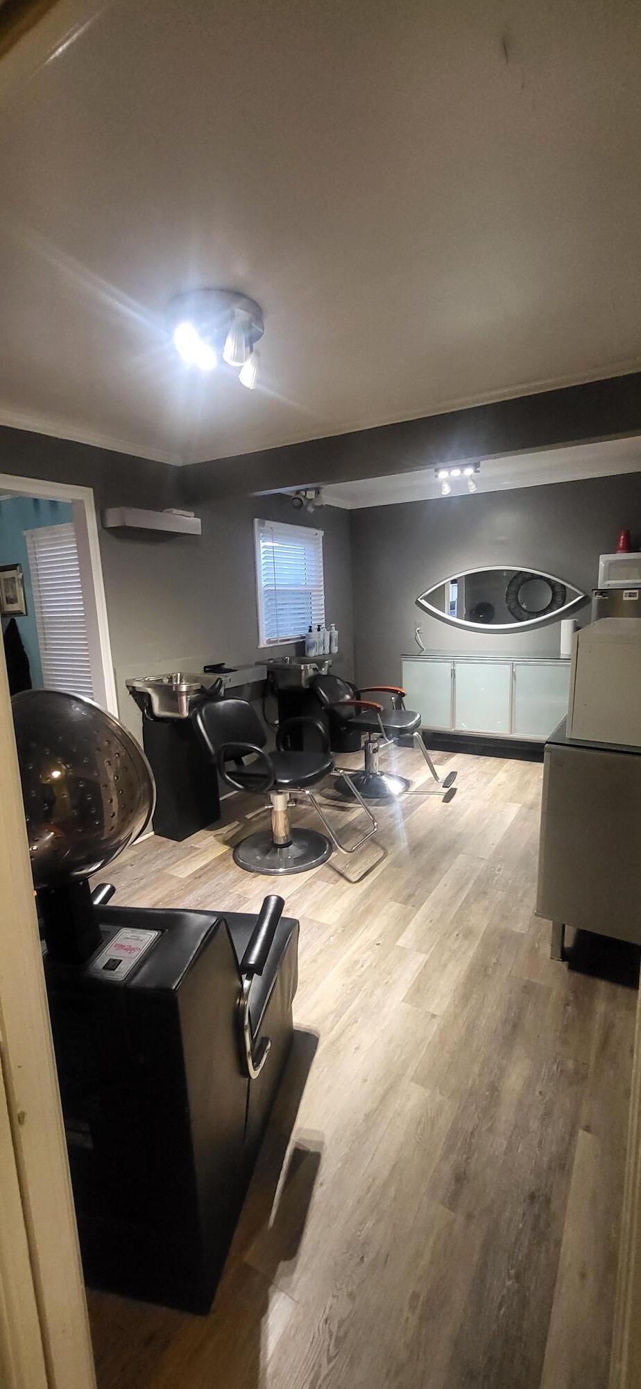 4904 Park Rd, Charlotte, NC for lease Interior Photo- Image 1 of 3