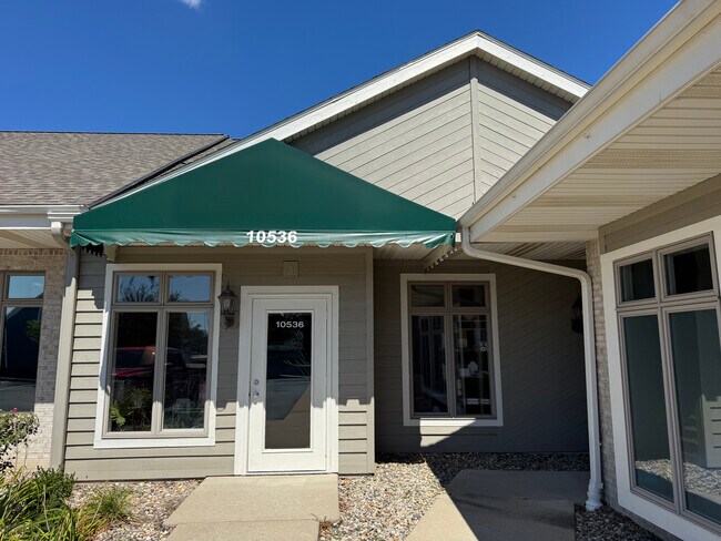 Plus de détails pour 10534-10536 Coldwater Rd, Fort Wayne, IN - Bureau à vendre