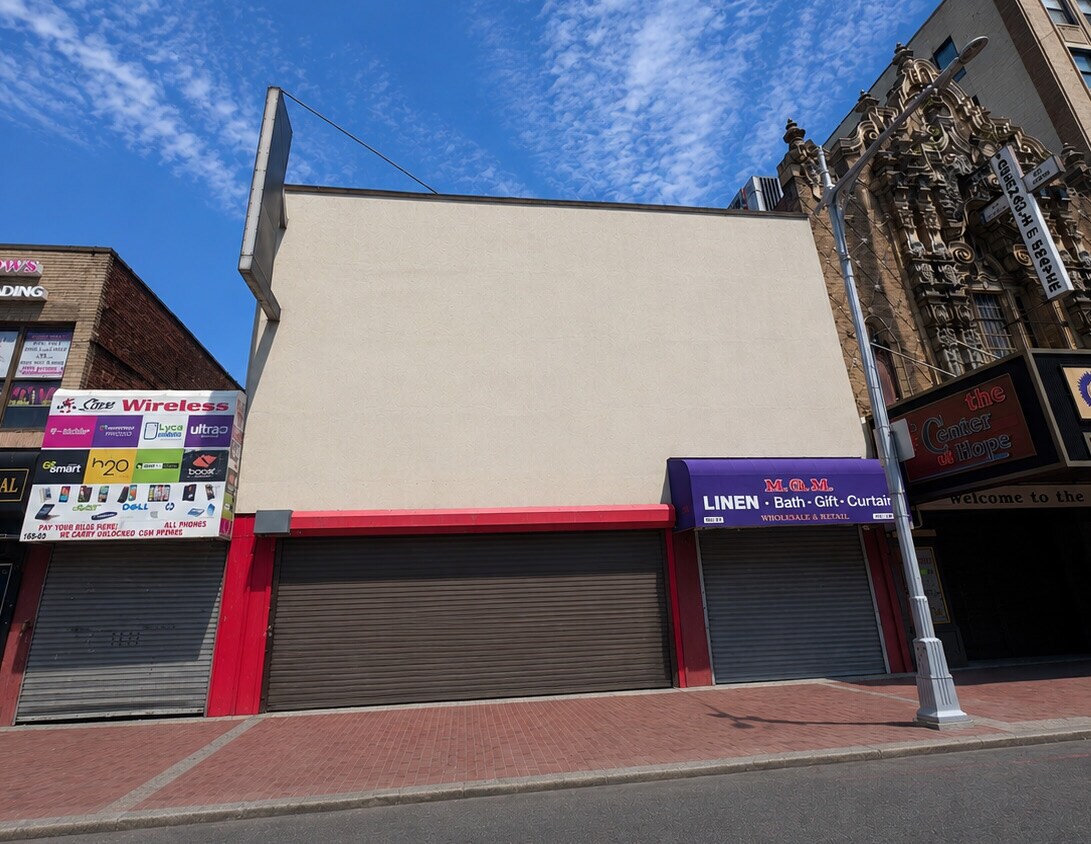 16505 Jamaica Ave, Jamaica, NY à louer Photo intérieure- Image 1 de 2