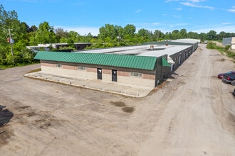 5160 Lakeshore Rd, Lexington, MI à louer Photo intérieure- Image 1 de 2