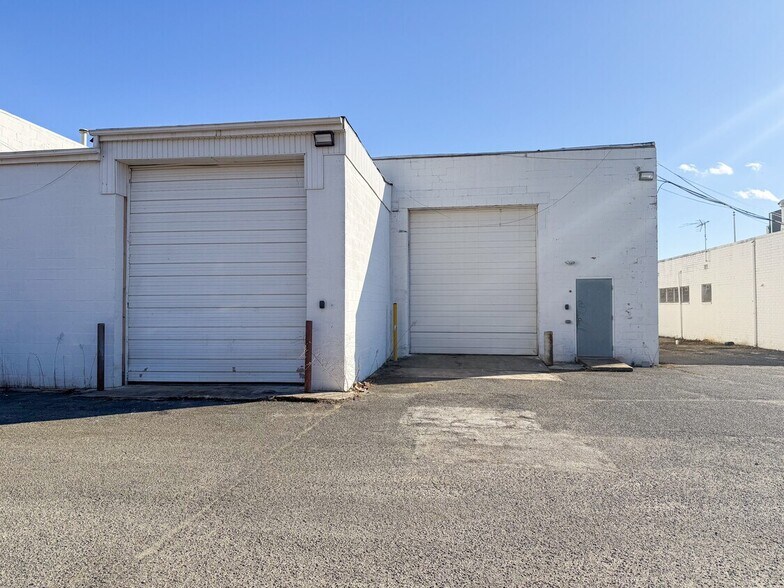 109 N Black Horse Pike, Blackwood, NJ à louer - Photo du bâtiment - Image 3 de 6