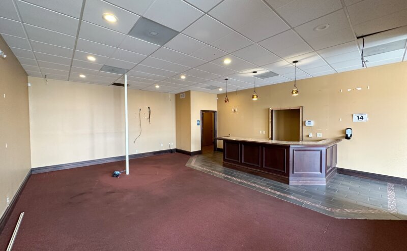 800-841 W Bloomington Rd, Champaign, IL for lease Interior Photo- Image 1 of 4