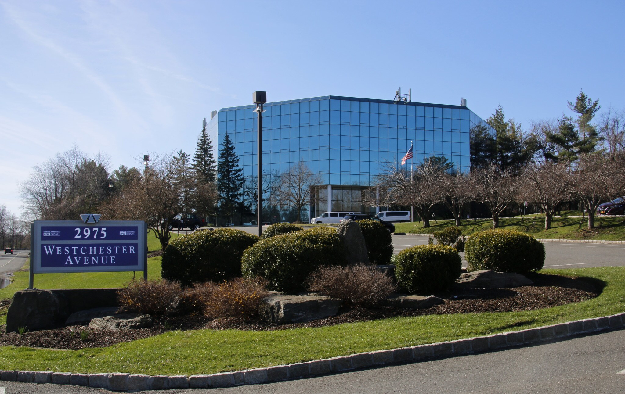 2975 Westchester Ave, Purchase, NY à louer Photo du bâtiment- Image 1 de 16