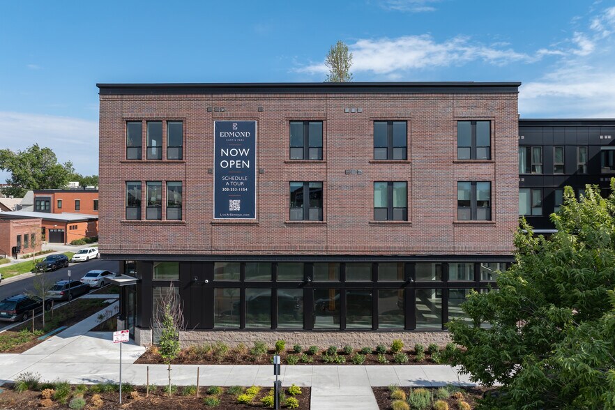 2480 Arapahoe St, Denver, CO à louer - Photo principale - Image 1 de 9