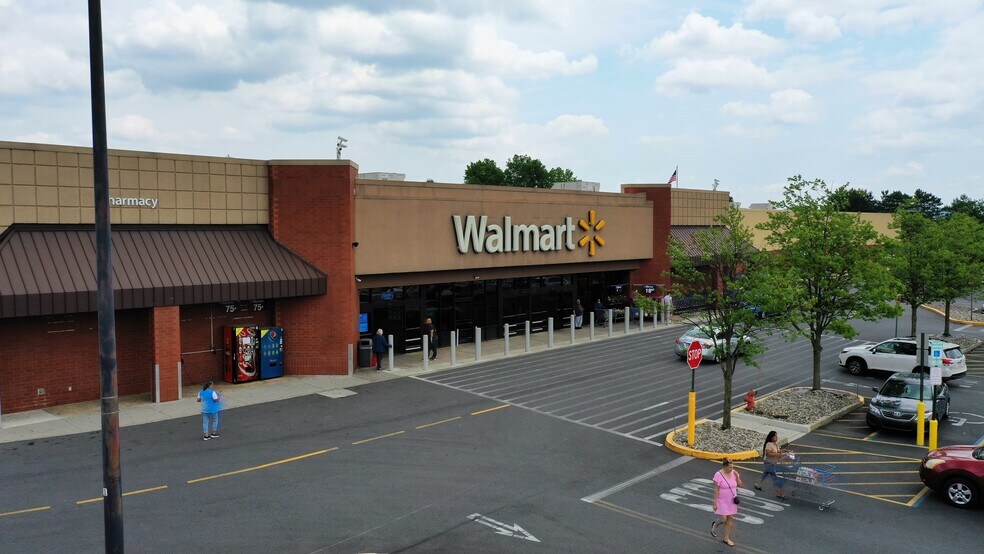 1183 Berkshire Blvd, Wyomissing, PA à louer - Photo du bâtiment - Image 1 de 9