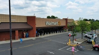 Plus de détails pour 1183 Berkshire Blvd, Wyomissing, PA - Bureau/Commerce de détail, Commerce de détail à louer