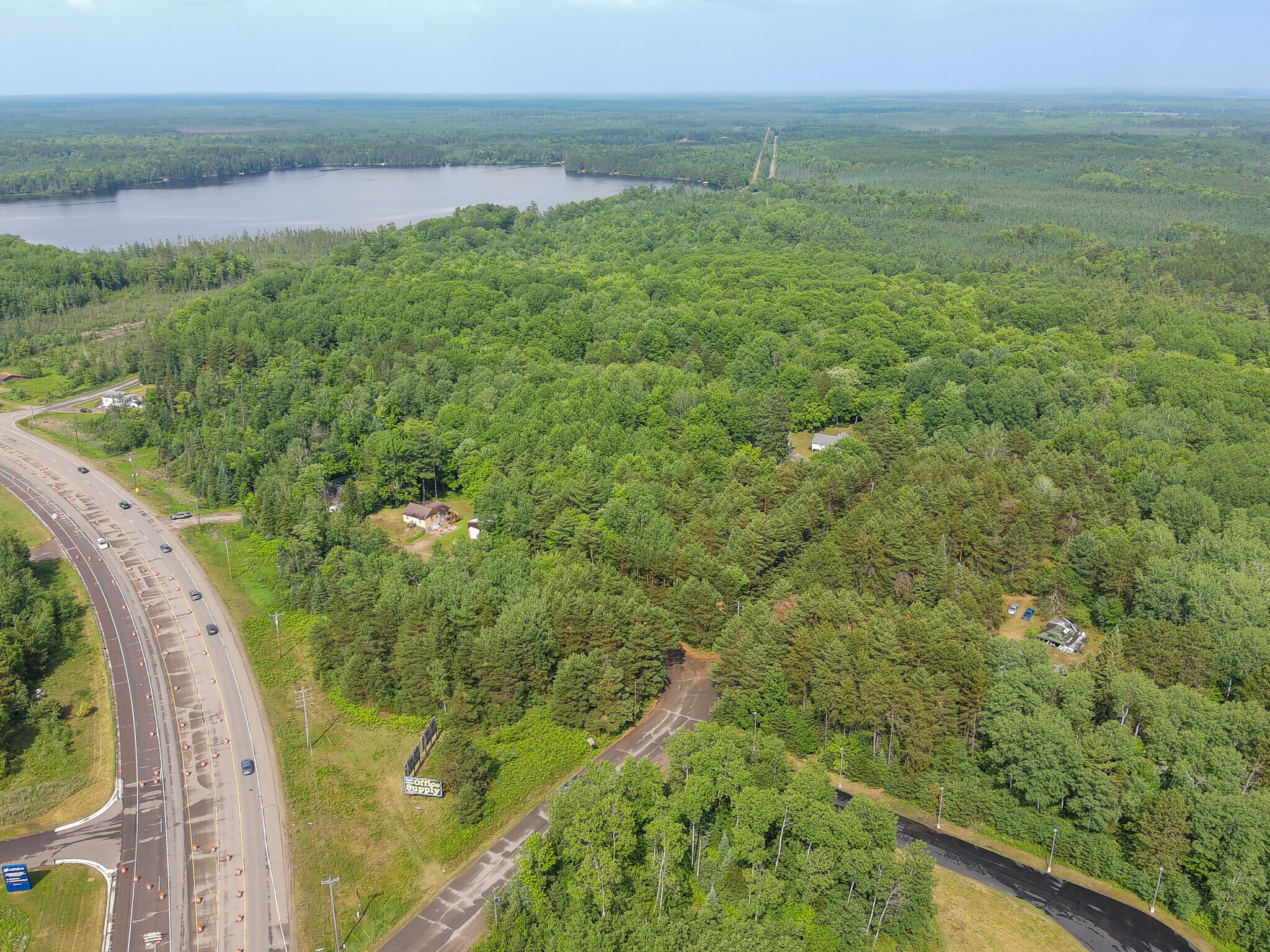 +/- 10 Acres Off E Cherokee Ln, Rhinelander, WI à vendre Photo principale- Image 1 de 4