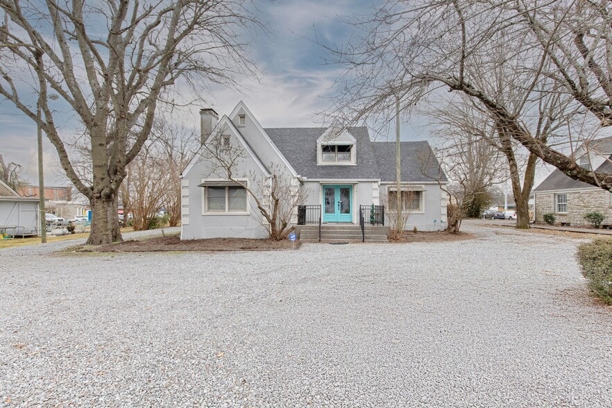 111 Shivel Dr, Hendersonville, TN for sale - Building Photo - Image 1 of 29