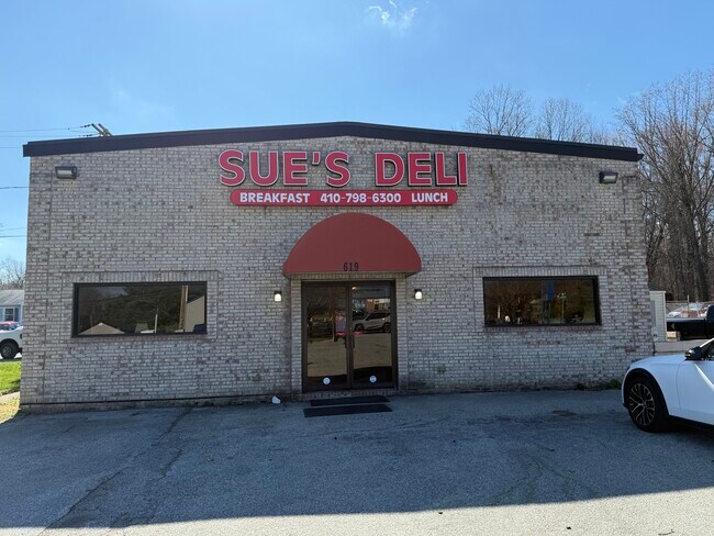 Plus de détails pour 619 Central Ave E, Edgewater, MD - Commerce de détail à louer