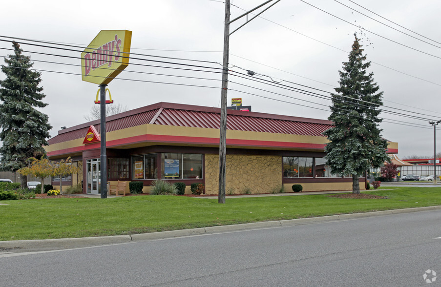 1224 N Dixie Hwy, Monroe, MI à vendre - Photo du bâtiment - Image 1 de 1