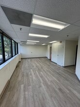 2850 N Ridge Rd, Ellicott City, MD à louer Photo intérieure- Image 2 de 6