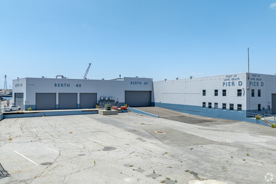 1251 W Pier D St, Long Beach, CA for lease - Building Photo - Image 3 of 17
