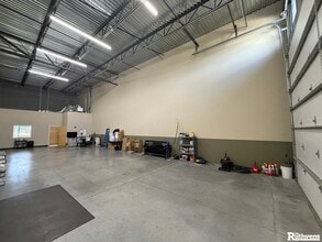 3625 Jones Industrial Dr, Lakeland, FL for lease Interior Photo- Image 1 of 4