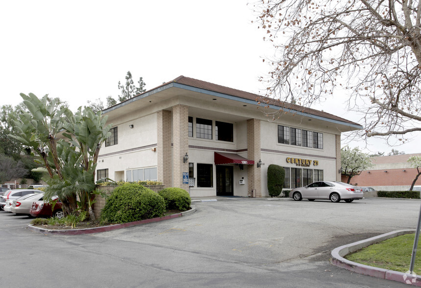 1081 S Grand Ave, Diamond Bar, CA for lease - Primary Photo - Image 1 of 3