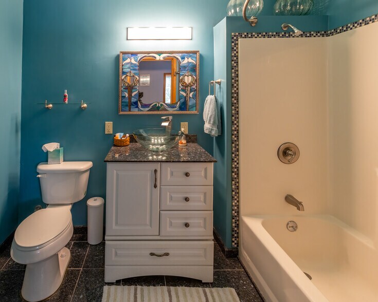 145 Kootznowoo Rd, Angoon, AK à vendre - Photo intérieure - Image 2 de 43