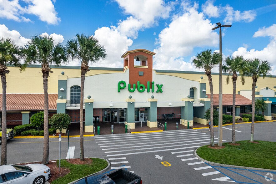 80 Hancock Bridge Pky W, Cape Coral, FL à louer - Photo du bâtiment - Image 2 de 5