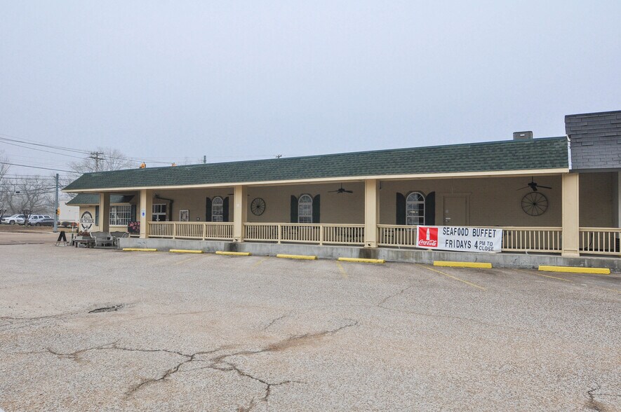 100 Star Shopping Ctr St, Covington, TN à vendre - Photo du bâtiment - Image 2 de 34