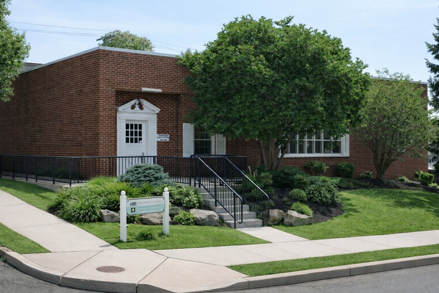 2100 Ferry St, Easton, PA for lease - Building Photo - Image 1 of 5