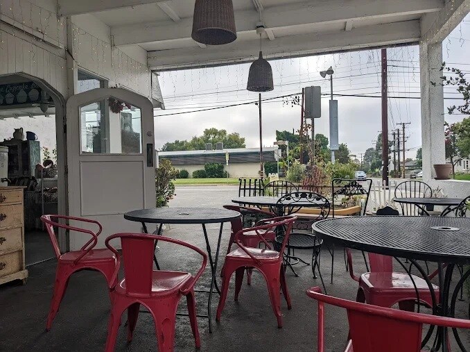 301 N San Marino Ave, San Gabriel, CA à louer - Photo du bâtiment - Image 3 de 35