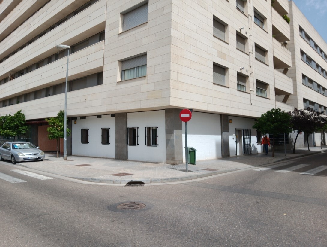 Córdoba, COR 14005 - Unit 1 - - Interior Photo - Image 1 of 2