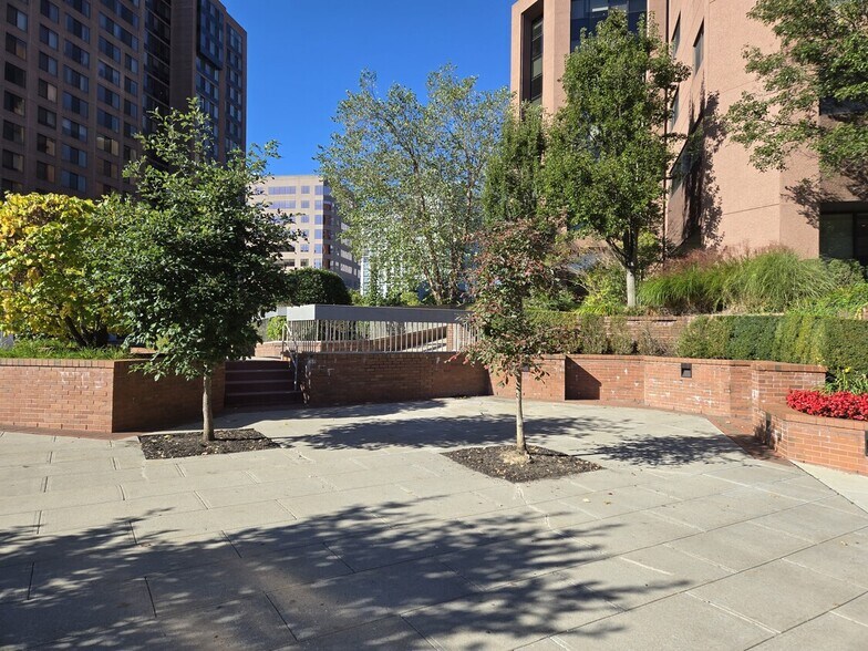 34 S Lexington Ave, White Plains, NY à louer - Photo du bâtiment - Image 1 de 2